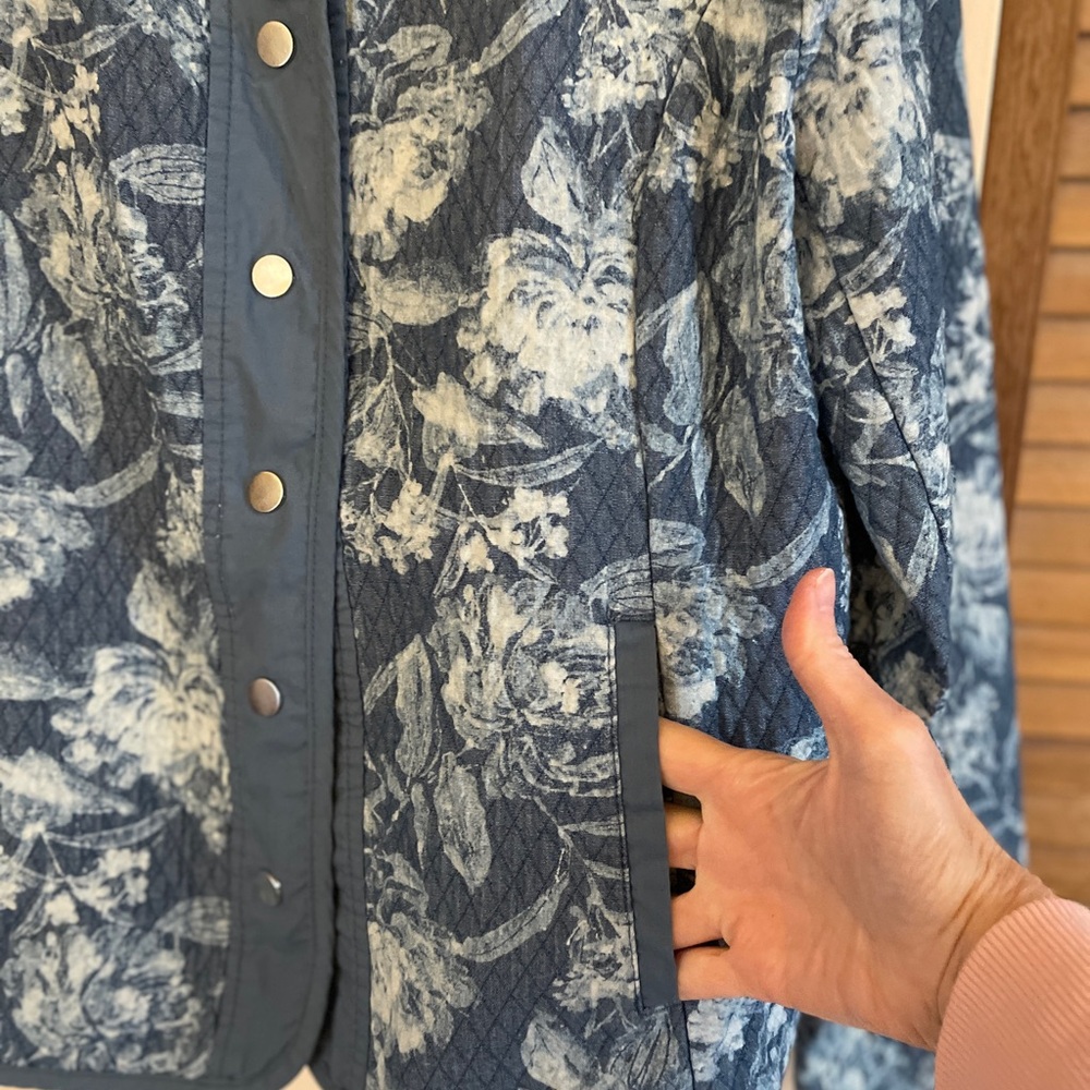 Isaac Mizrahi  Jacket EUC. - Picture 3 of 4